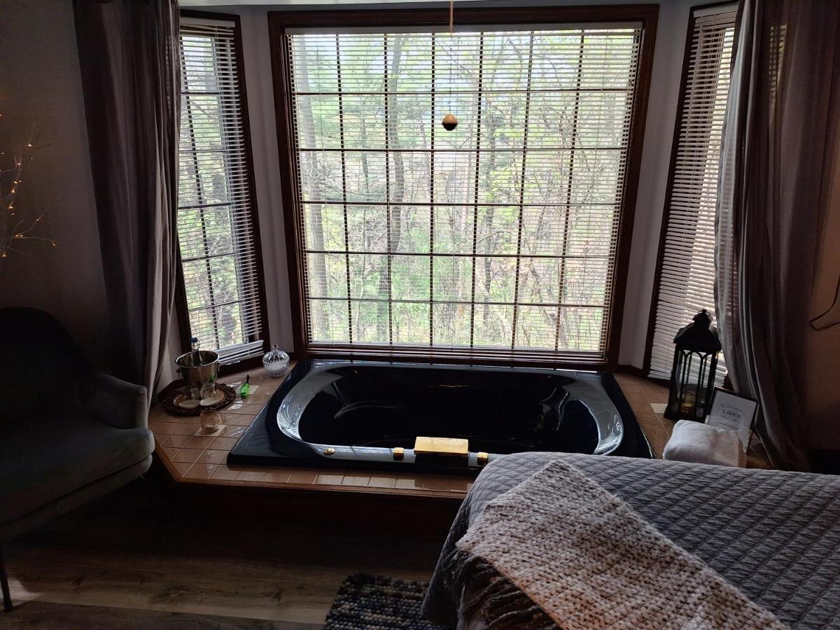 Otter Creek Eau Claire Altoona Bed & Breakfast Екстериор снимка
