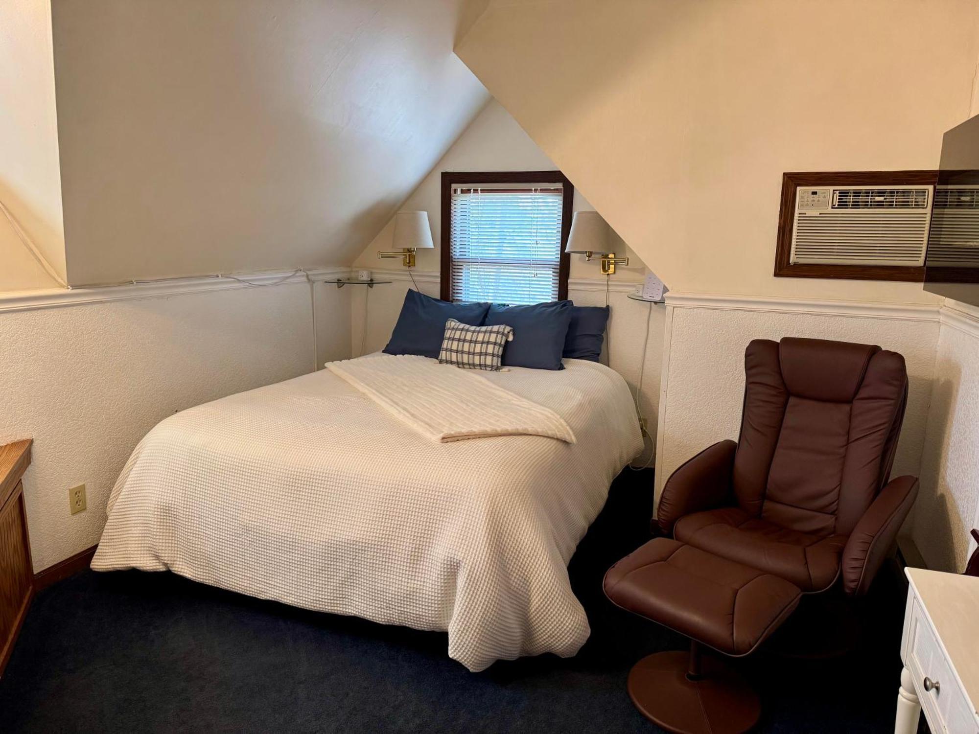 Otter Creek Eau Claire Altoona Bed & Breakfast Екстериор снимка