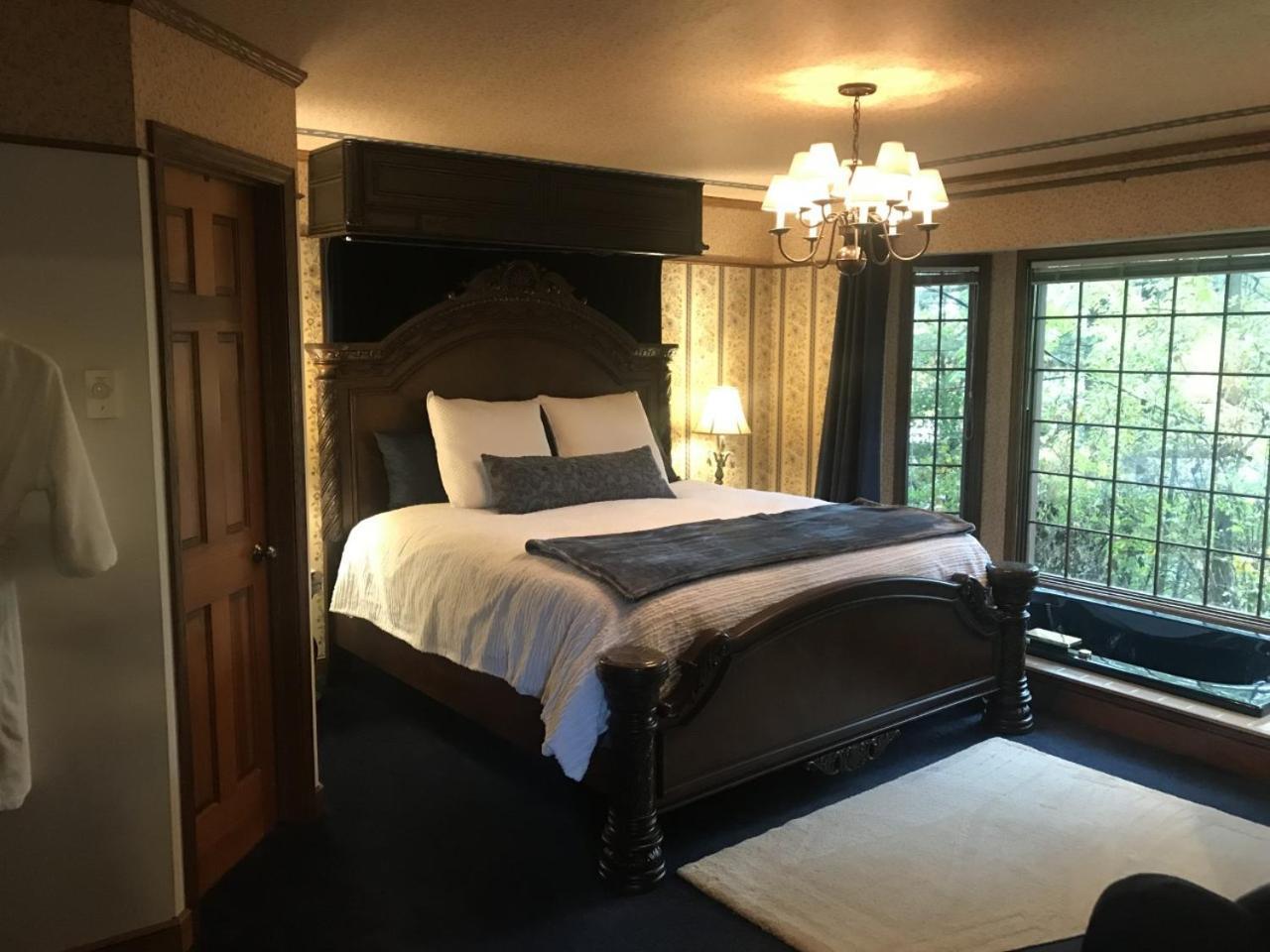Otter Creek Eau Claire Altoona Bed & Breakfast Екстериор снимка