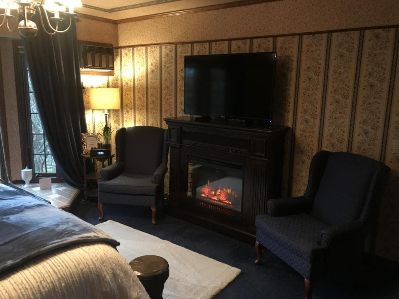 Otter Creek Eau Claire Altoona Bed & Breakfast Екстериор снимка