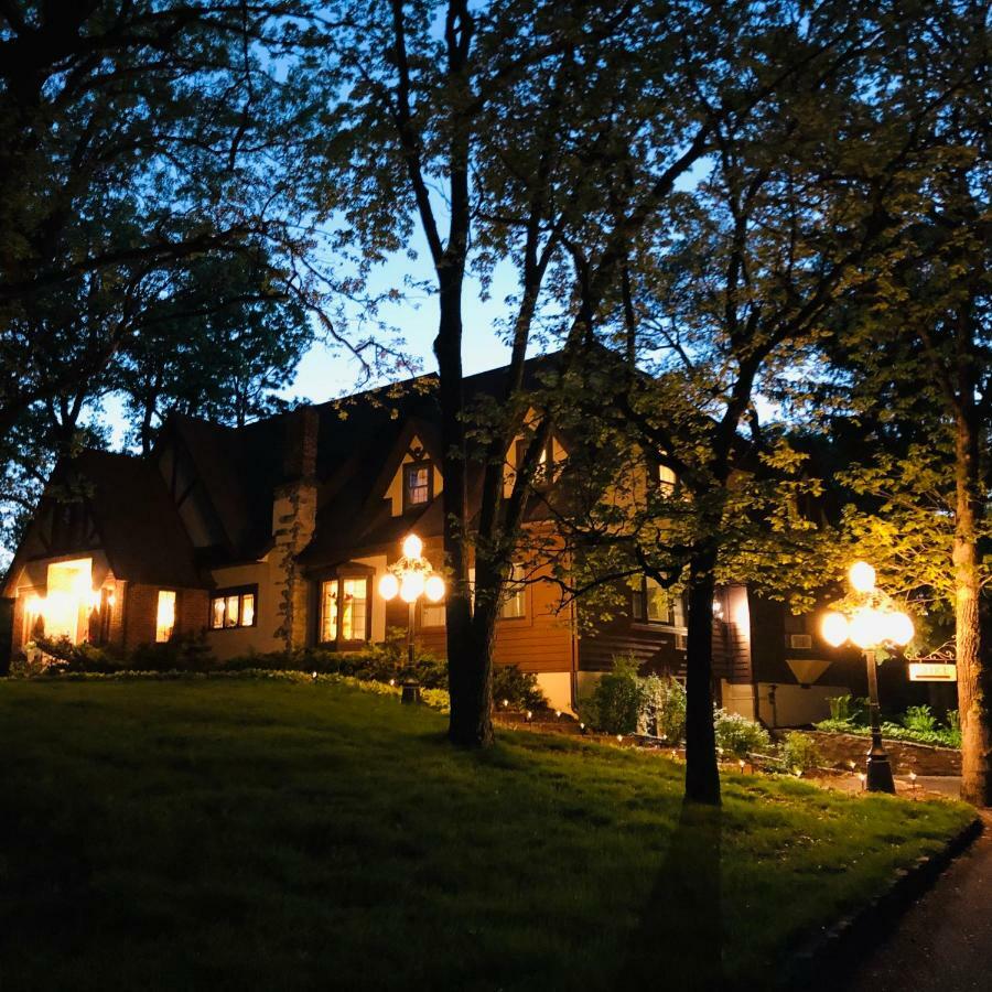 Otter Creek Eau Claire Altoona Bed & Breakfast Екстериор снимка